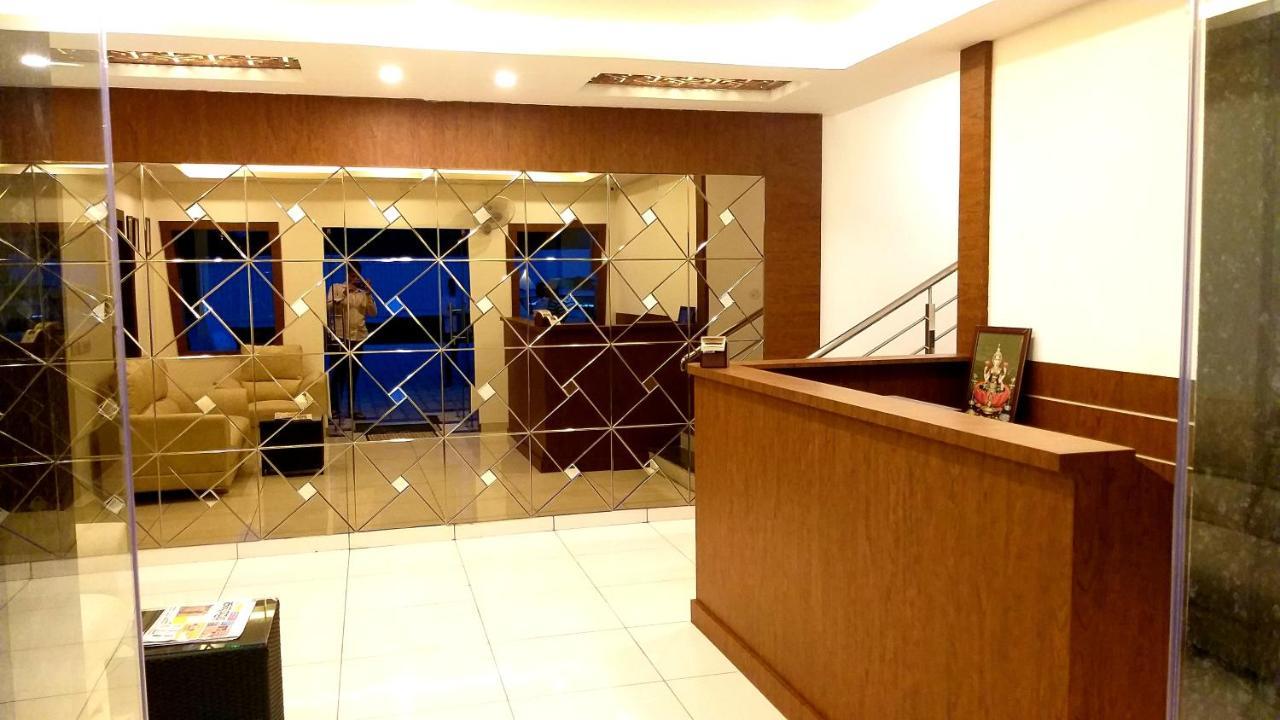 Hotel Airport City Dod Jala Extérieur photo